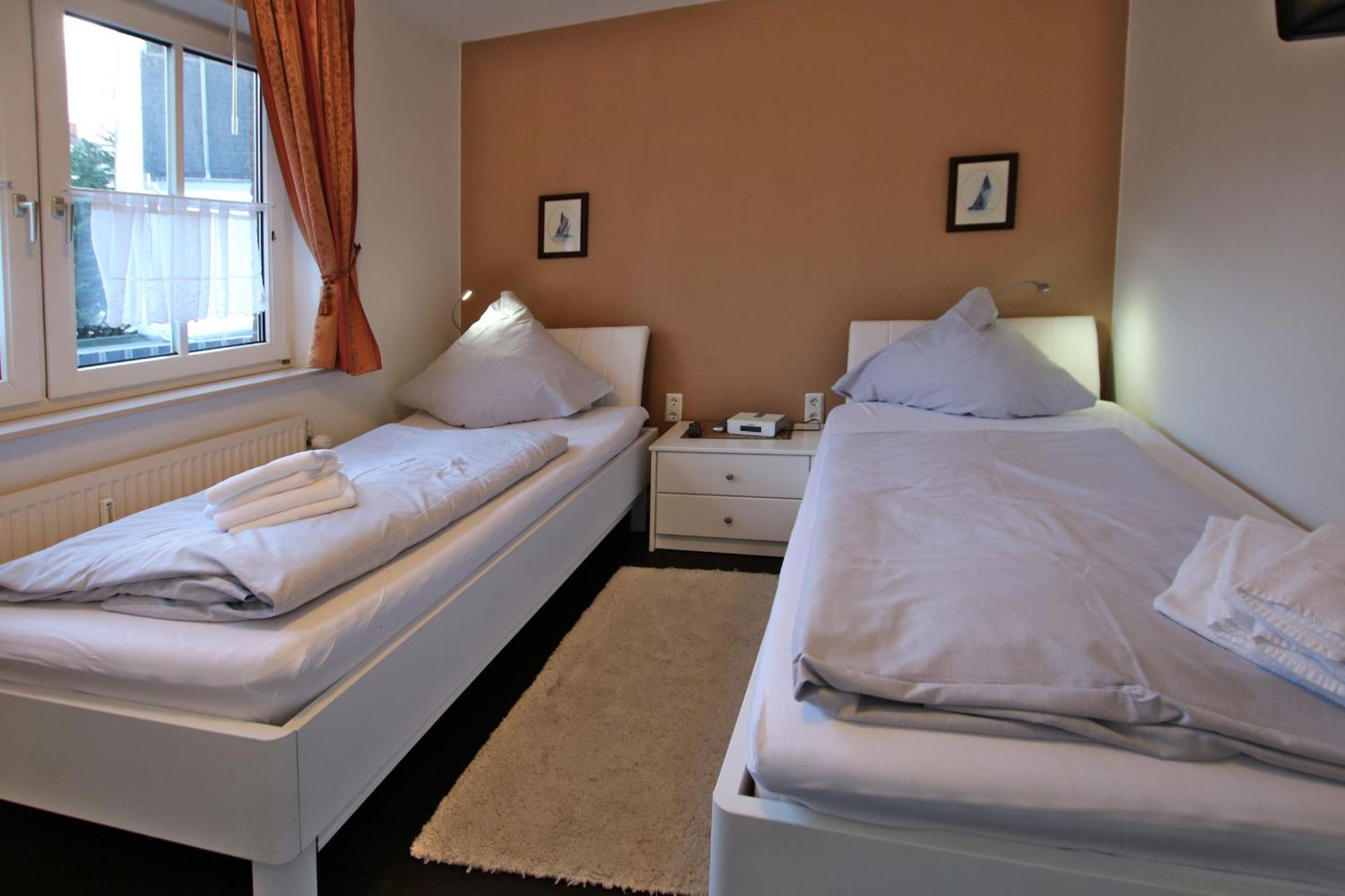 Gmelinstra_E 12_ Whg_ 7_ Haus Meer Wyk auf Foehr Luaran gambar